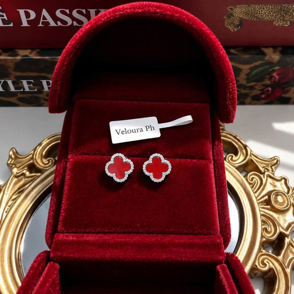 Étoile Clover Studs — Red
